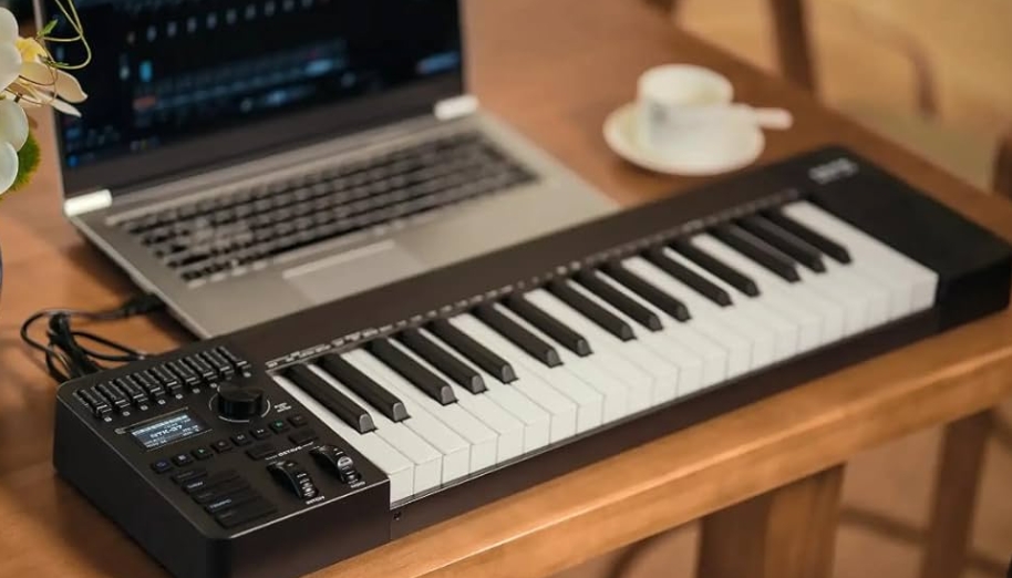 MIDI controller phím nặng là gì? Tiêu chí và hướng dẫn chọn mua 2 Phím nặng mang lại cảm giác đầm tay và phản hồi lực rõ ràng hơn khi chơi