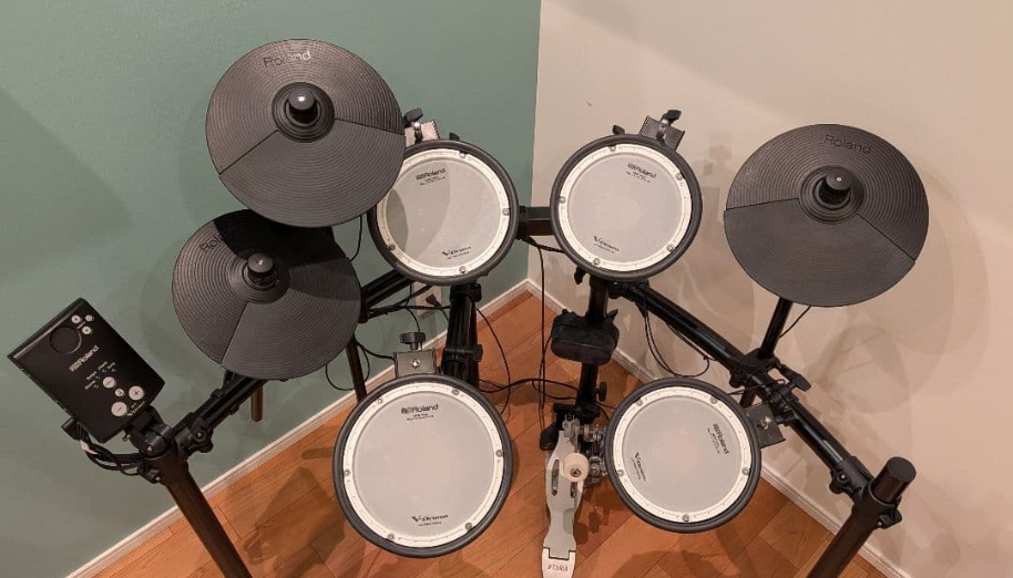 Trống Điện Tử Cho Người Mới Bắt Đầu: Hướng Dẫn Chọn Mua Chuẩn 7 Roland TD-1DMK phù hợp cho người học nghiêm túc, dùng lâu dài