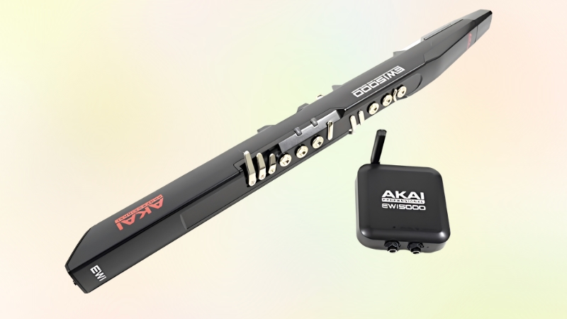Akai EWI 5000 là một Digital Wind Instrument (nhạc cụ hơi điện tử) kiêm wind controller
